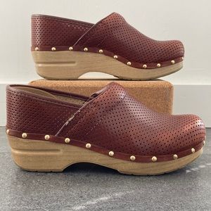 Danskos Professional 38